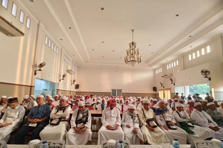 Satu Jemaah Haji Kloter 39 Bondowoso Meninggal Saat Tiba di Surabaya