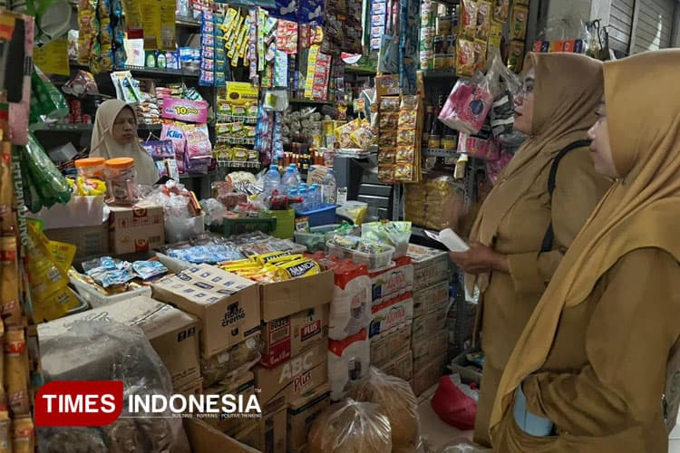Harga Sembako di Pacitan Relatif Stabil, Namun Pedagang Keluhkan Sepinya Pembeli